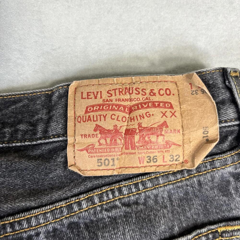 Levis Original 501 Jeans Mens 34x29* Gray Dark Wash Straight Leg Classic Denim - Picture 5 of 9